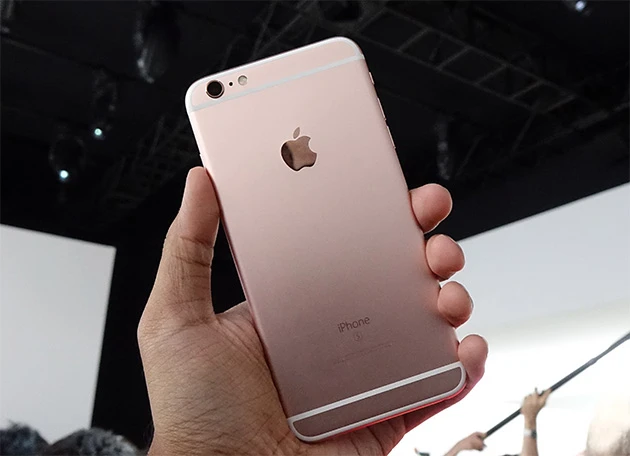 Chip của Samsung trên iPhone 6S bị tố gây tốn pin 