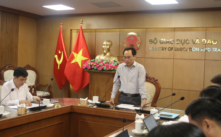 Thứ trưởng Hoàng Minh Sơn phát biểu chỉ đạo.