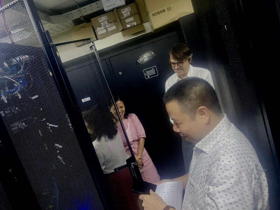 Đoàn đại biểu Ngân hàng Thế giới rất hài lòng về thiết bị của hệ thống HEMIS và KĐCL