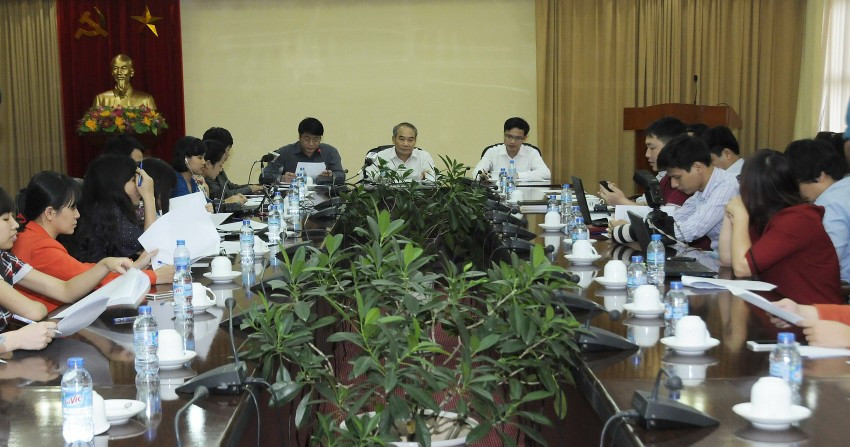 Toàn cảnh buổi họp báo chiều nay (22/4)