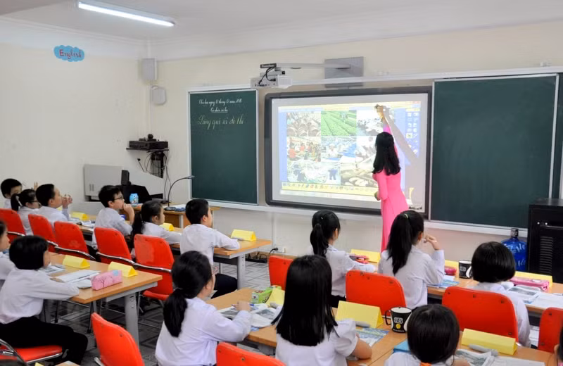 CNTT có vai trò lớn đối với ngành giáo dục.