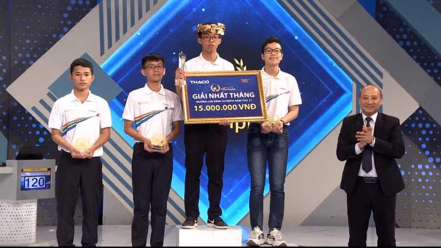 Nguyễn Tấn Khải xuất sắc giành vòng nguyệt quế Olympia.