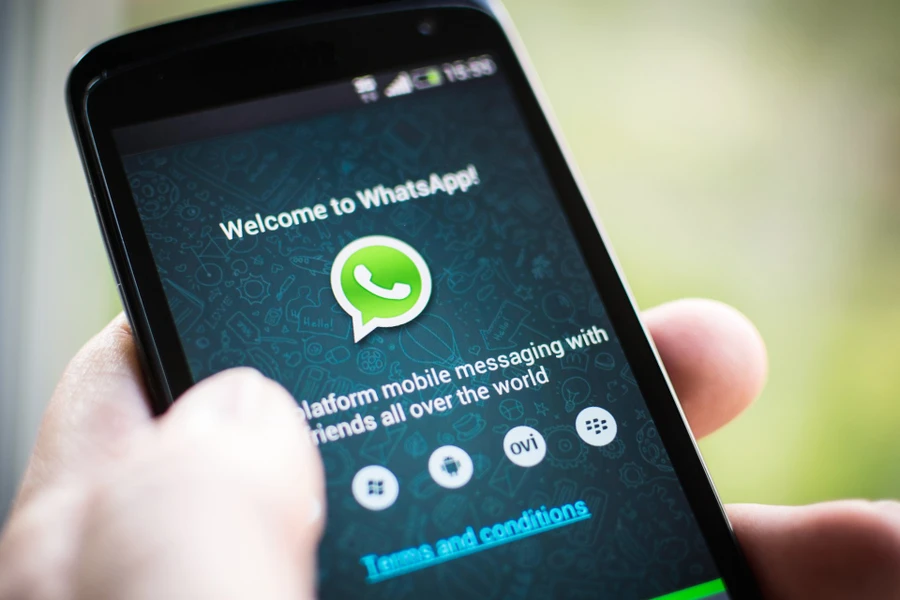 Tại sao WhatsApp chê tiền?