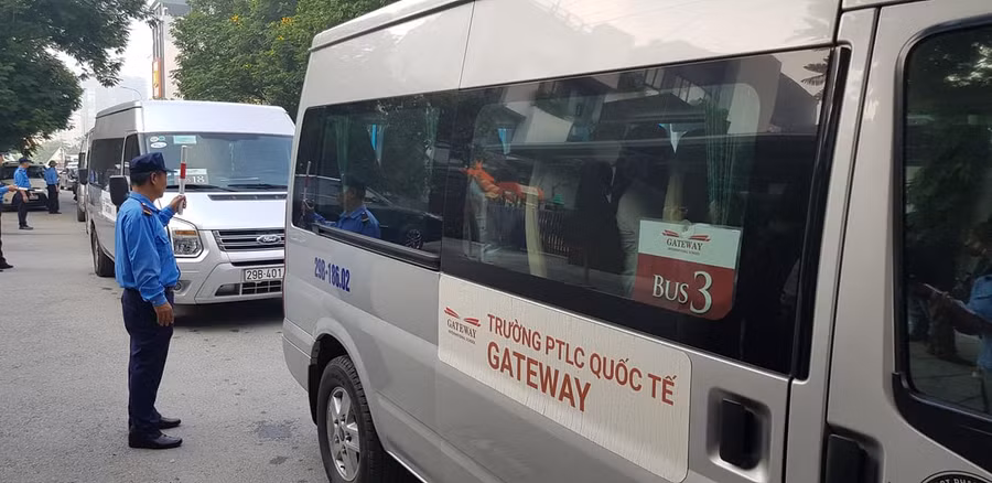 Ôtô trường Gateway tại buổi thực nghiệm. Ôtô trường Gateway tại buổi thực nghiệm.