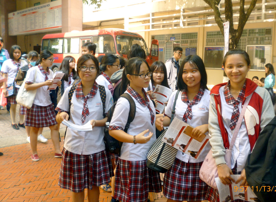 HS Trường THPT Thủ Đức tham gia sự kiện HS Trường THPT Thủ Đức tham gia sự kiện