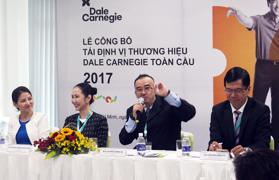 Ông Lê Khắc Nhiên An - Giám đốc Toàn quốc Hệ thống thông tin và dịch vụ của Bosch phát biểu tại buổi lễ