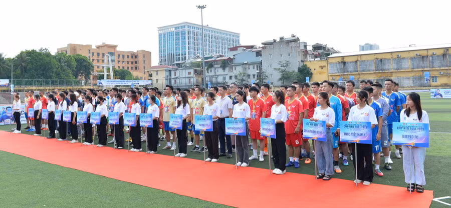 Quang cảnh buổi lễ khai mạc.