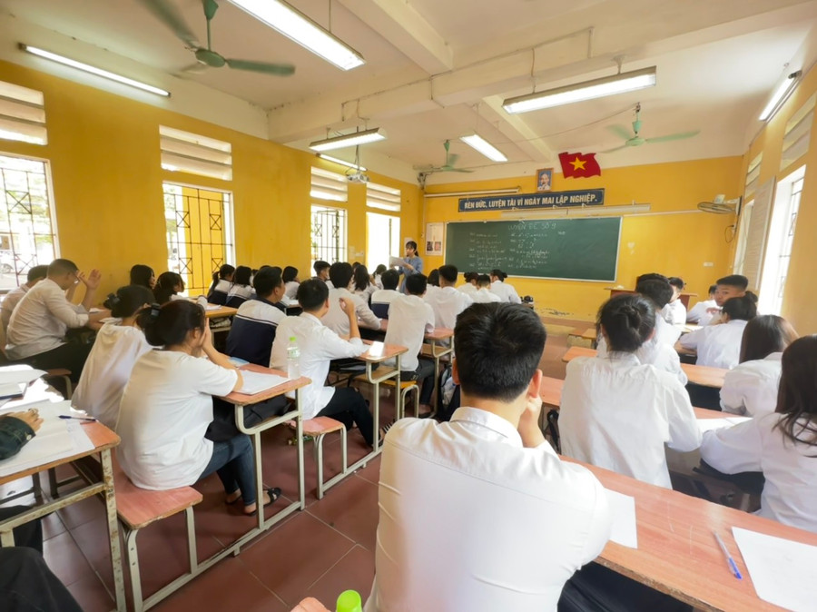 Một tiết học của Trung tâm GDNN-GDTX Sơn Tây (Hà Nội). Ảnh NTCC.