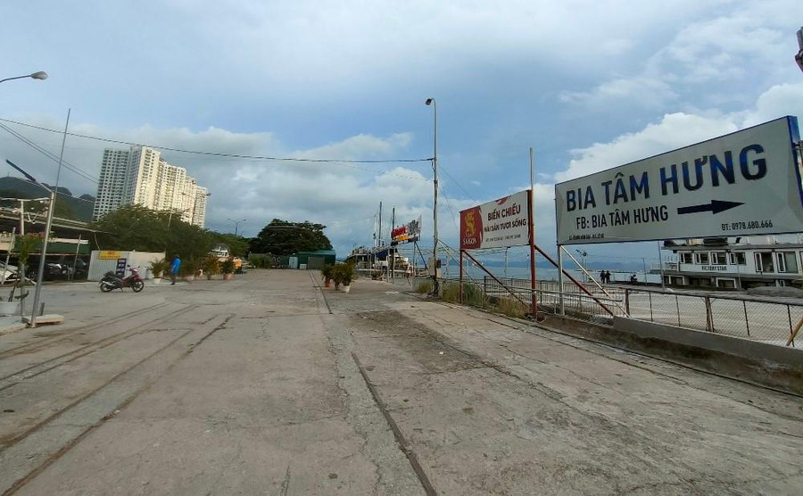 Theo chính quyền địa phương, trong ngày 16/9 đã có nhiều hộ kinh doanh bàn giao lại mặt bằng.