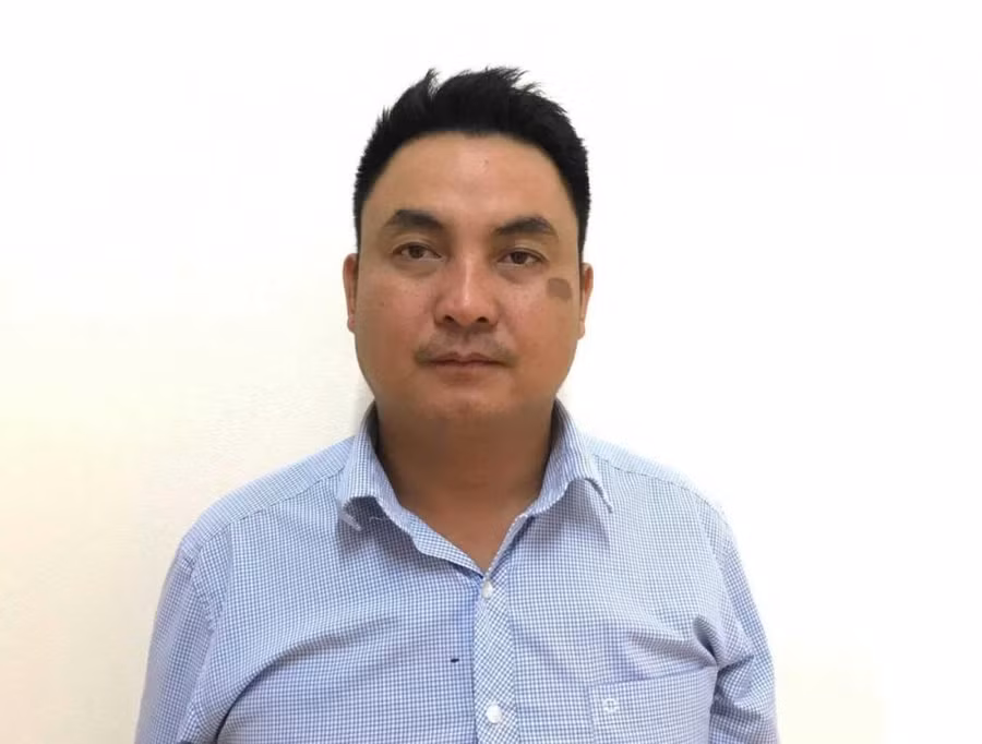 Ông Phạm Văn Thường cán bộ Địa chính Xây dựng xã Thanh Lân.