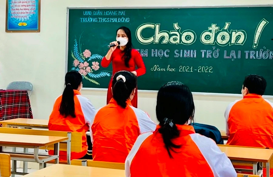 Trường THCS Mai Động (quận Hoàng Mai) diễn tập đón học sinh trở lại trường