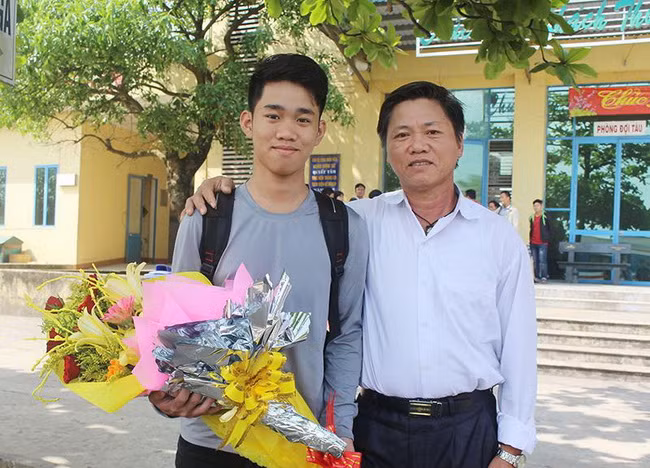 Nguyễn E Rô và bố