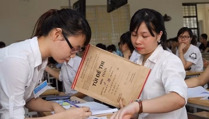 Các cán bộ coi thi đều phải nắm vững quy chế thi