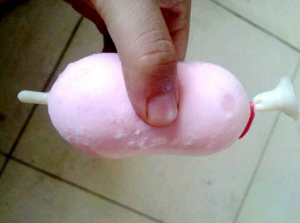 Kem bong bóng có hình dạng giống hệt bao cao su