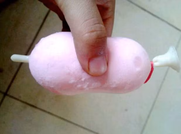 Kem bong bóng có hình dạng giống hệt bao cao su