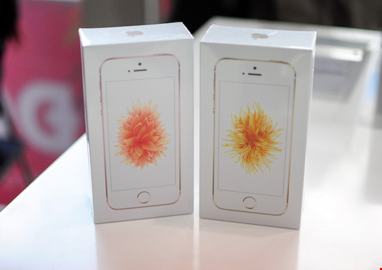 Vài cách phát hiện iPhone SE giả