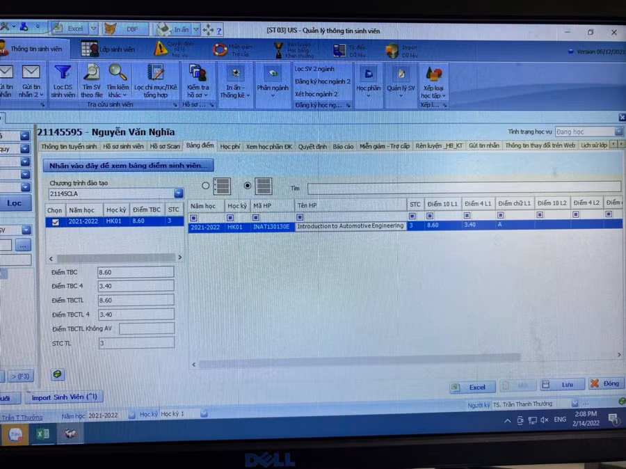 Thông tin về điểm số tích lũy học kỳ 1 năm học 2021-2022 của Nghĩa trên hệ thống của HCMUTE.