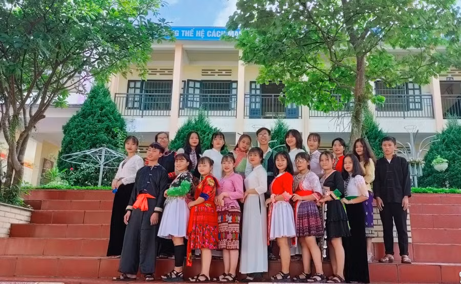 Học sinh Trường THPT Dân tộc nội trú tỉnh Điện Biên. Ảnh NTCC.