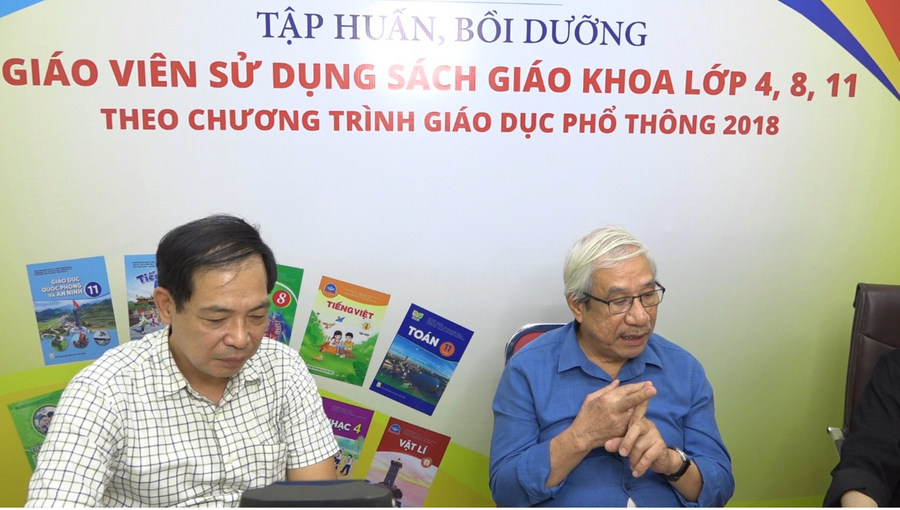 Hình ảnh tập huấn trực tuyến.
