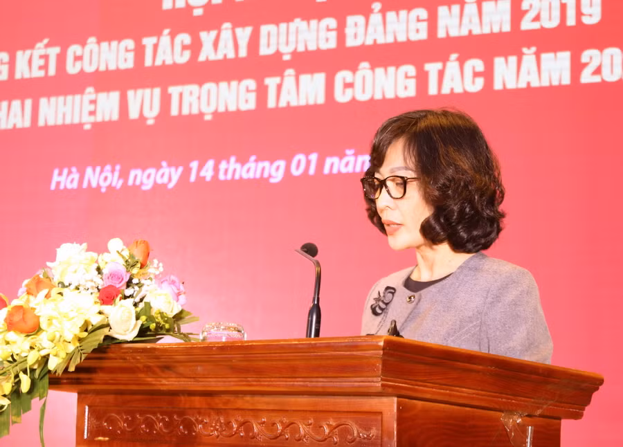 Đẩy mạnh công tác giáo dục chính trị, nâng cao chất lượng giáo dục đào tạo ảnh 1