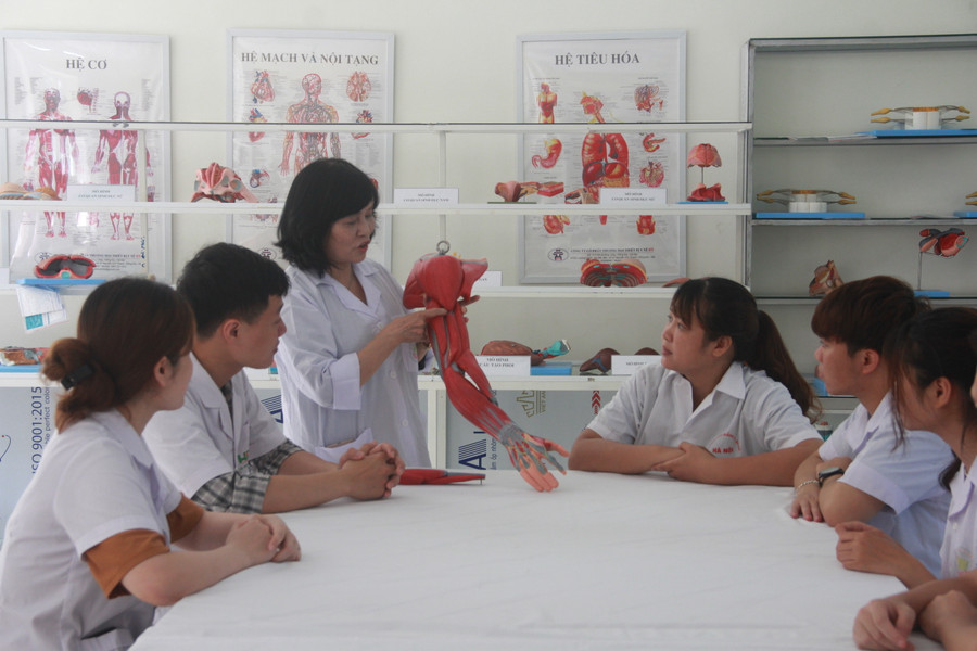 Sinh viên trường Đại học Kinh Bắc trong một giờ học. Sinh viên trường Đại học Kinh Bắc trong một giờ học.