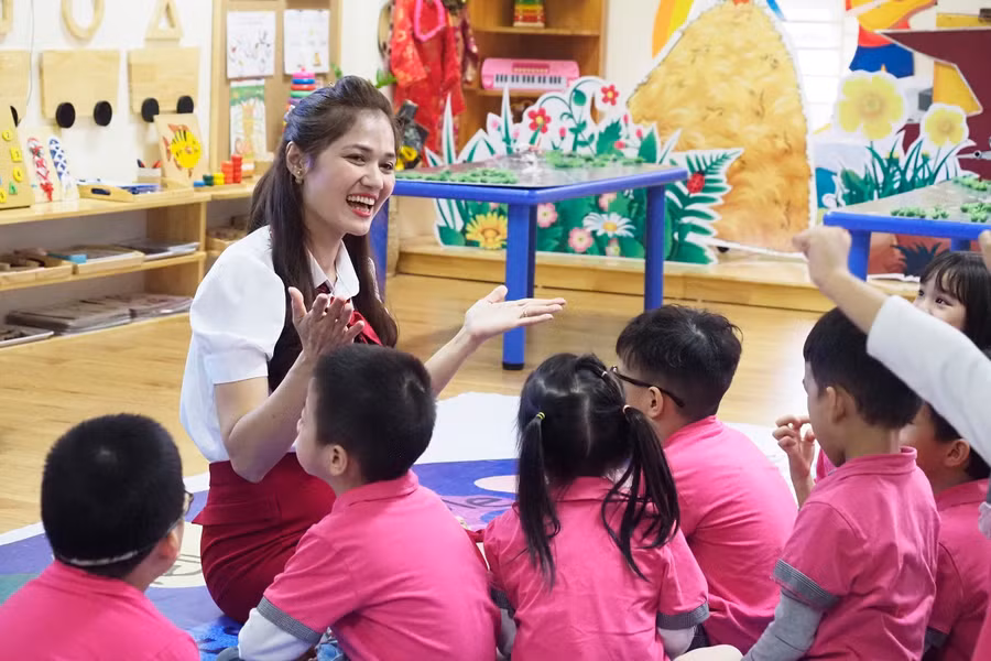 Trẻ trường Mầm non Ánh Sao (quận Cầu Giấy).