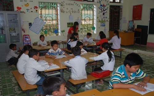 Xây nền chất lượng cho giáo dục vùng khó