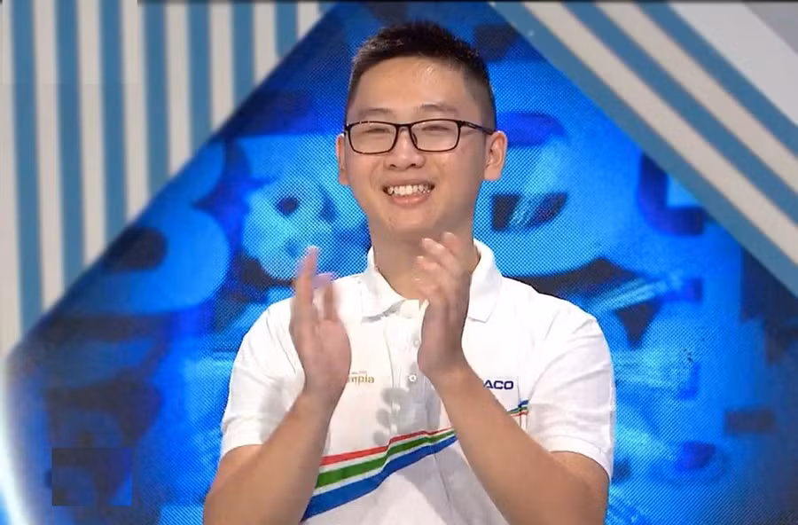 Trần Công Minh - học sinh Trường THPT chuyên Hà Nội - Amsterdam.