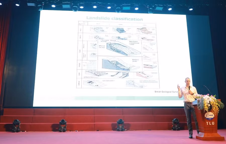 Hội nghị không chỉ thu hút các nhà khoa học trong nước mà cả nước ngoài.