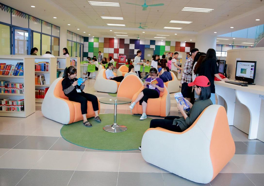 Khoảng 600.000 sinh viên và 27.000 giảng viên từ các cơ sở giáo dục đại học khối ngành kinh tế, quản trị kinh doanh và quản lý trong mạng lưới các trường đại học, học viện ở Việt Nam sẽ được tiếp cận nguồn tài nguyên. Ảnh NT.