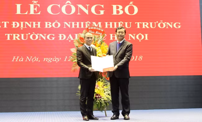 PGS.TS Nguyễn Văn Trào giữ chức hiệu trưởng Trường Đại học Hà Nội