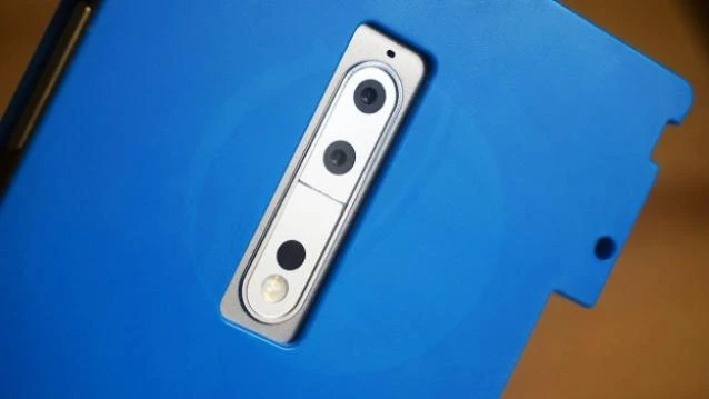 Chiêm ngưỡng dung nhan lạ mắt của Nokia 9