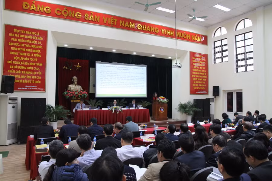 Các đại biểu tham dự hội nghị