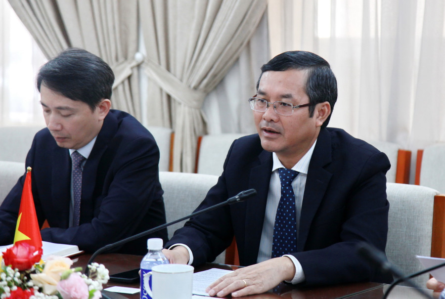 Thứ trưởng Nguyễn Văn Phúc phát biểu tại buổi làm việc. Thứ trưởng Nguyễn Văn Phúc phát biểu tại buổi làm việc.