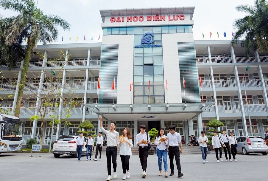 Học viên, sinh viên trường Đại học Điện lực trở lại trường học tập từ 15/3.