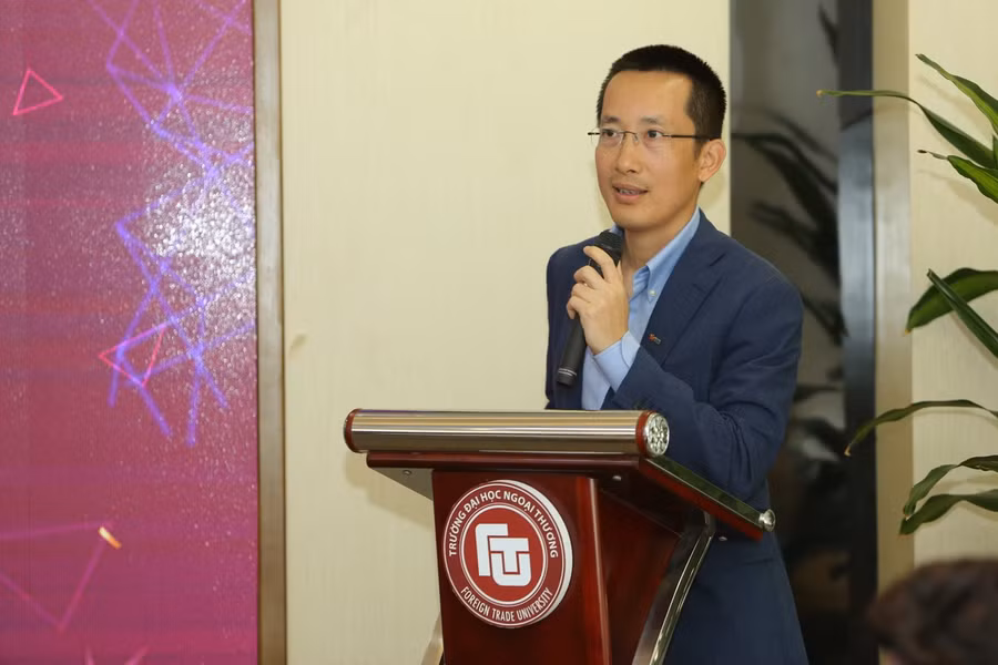 Ông Vũ Thành Trung – Thành viên Ban điều hành, Giám đốc Khối Ngân hàng số MB khẳng định mối quan hệ hợp tác giữa MB và FTU sẽ còn phát triển hơn nữa.