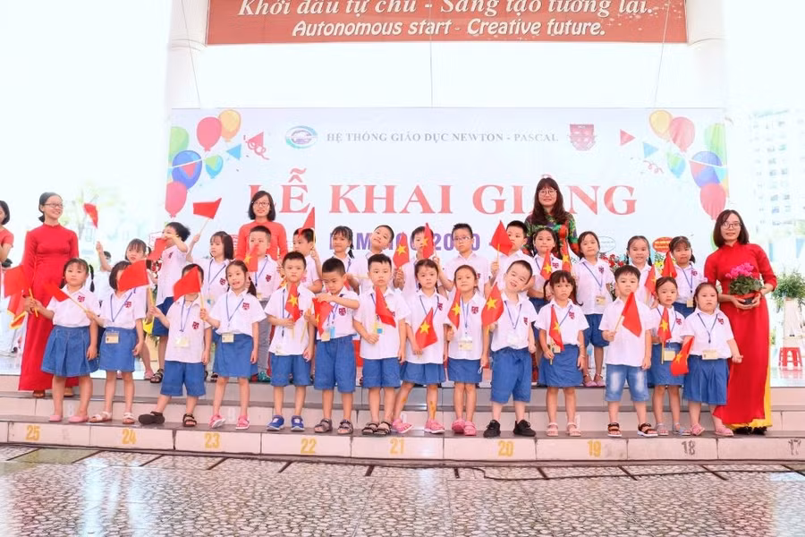 Học sinh trường TH – THCS Pascal.