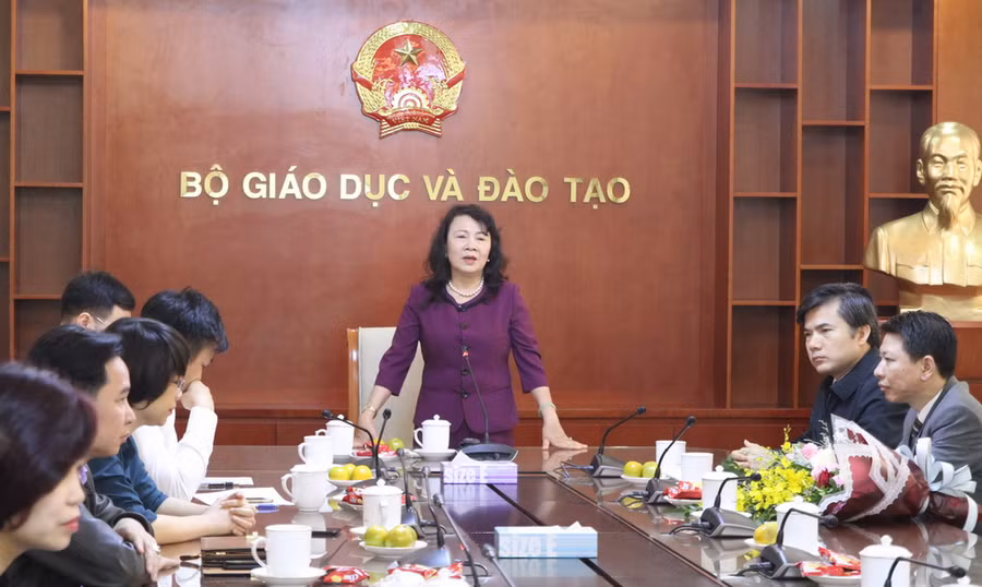 Thứ trưởng Nguyễn Thị Nghĩa phát biểu giao nhiệm vụ