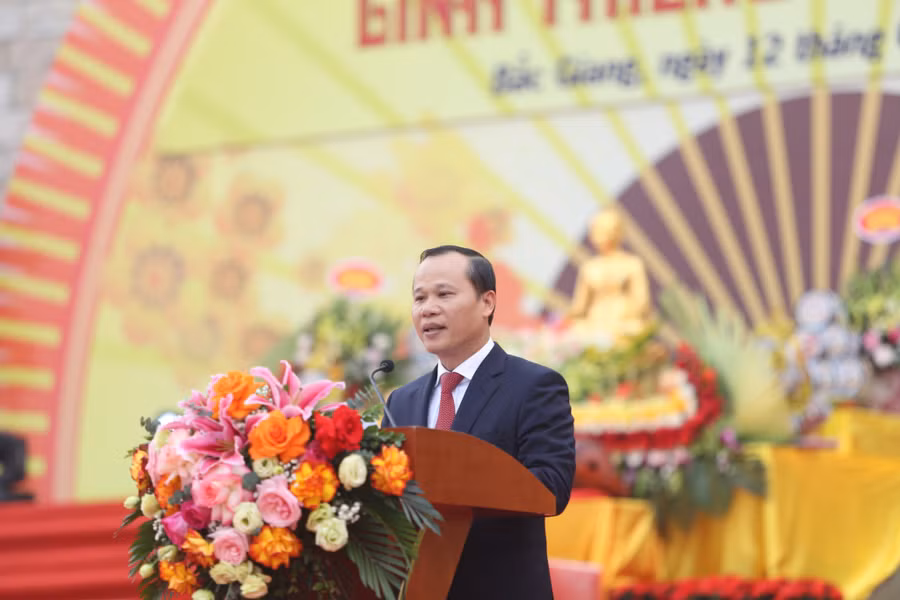 Ông Mai Sơn - Phó Chủ tịch Thường trực UBND tỉnh Bắc Giang phát biểu khai hội.