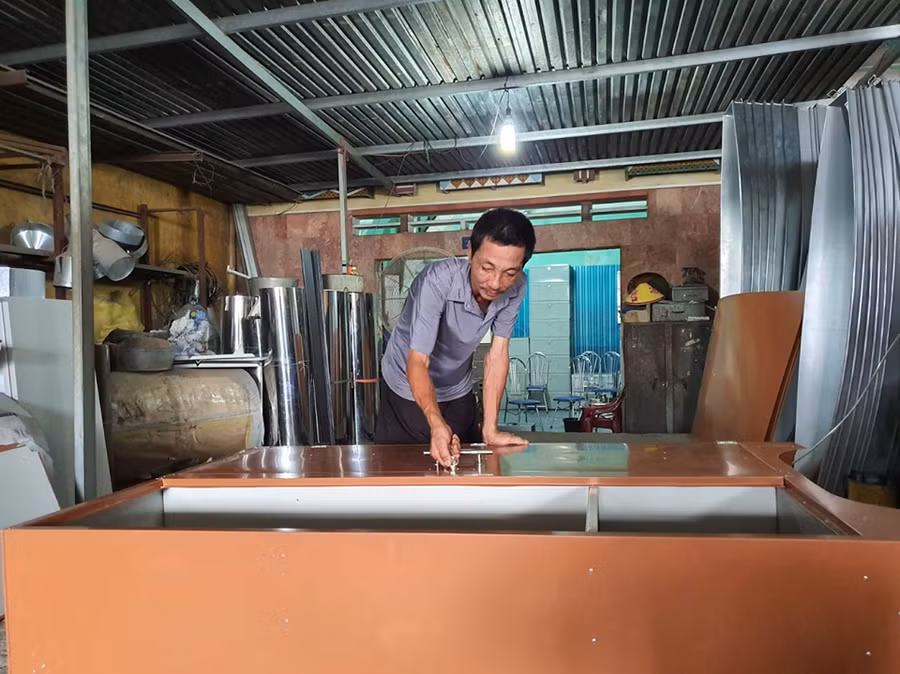 Những sản phẩm của ông Hán Văn Vi thường được làm rất tỉ mỉ và cẩn thận nên khách hàng hài lòng và quay trở lại khi cần.