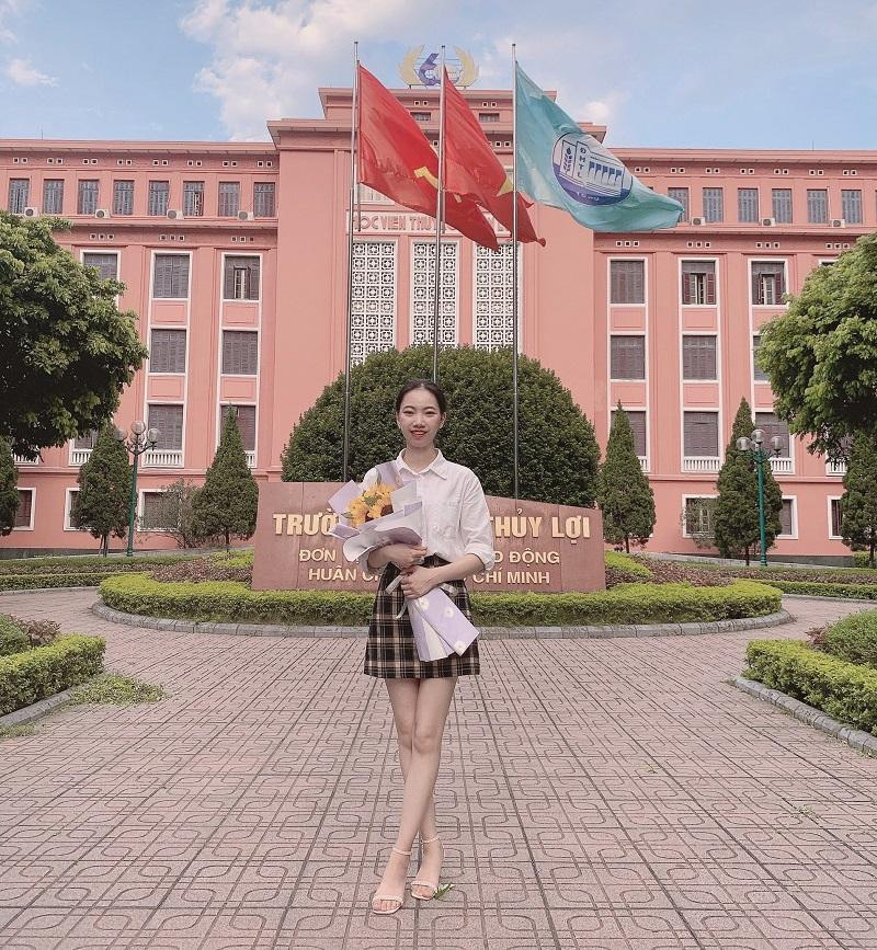 Cô nàng tân thủ khoa năm 2022 của Trường ĐH Thủy lợi. Ảnh NVCC. Cô nàng tân thủ khoa năm 2022 của Trường ĐH Thủy lợi. Ảnh NVCC.
