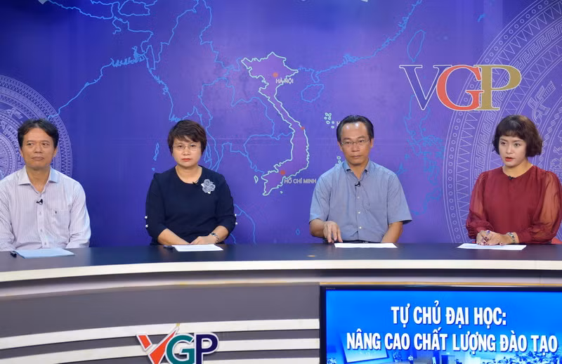 Quang cảnh buổi tọa đàm