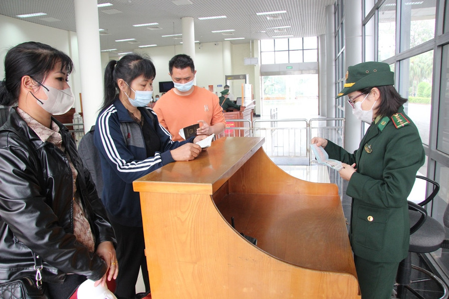 Ông Trần Ngọc Tuấn, Phó Chủ tịch hiệp hội doanh nghiệp thành phố Móng Cái cho biết, doanh nghiệp lữ hành trên địa bàn đã tham mưu với thành phố, tỉnh bên cạnh việc phát triển du lịch sẵn có như biển đảo, tâm linh, biên giới, thì cần thêm những sản phẩm du lịch độc đáo khác, mở những khu du lịch mang phong thái đặc trưng, đặc thù.