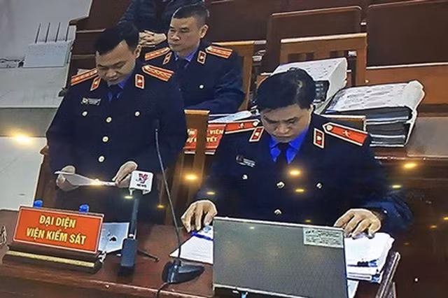 Hai cựu Thứ trưởng Bộ Công an bị đề nghị 36 - 42 tháng tù - 2