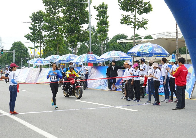 Giải là ngày hội của những người thích bộ môn chạy bền Giải là ngày hội của những người thích bộ môn chạy bền
