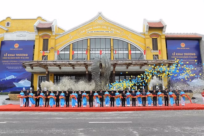 Khai trương Cảng tàu khách quốc tế Hạ Long