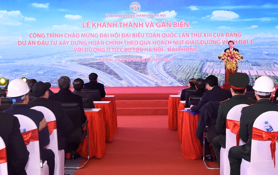 Quang cảnh Lễ khánh thành và gắn biển.