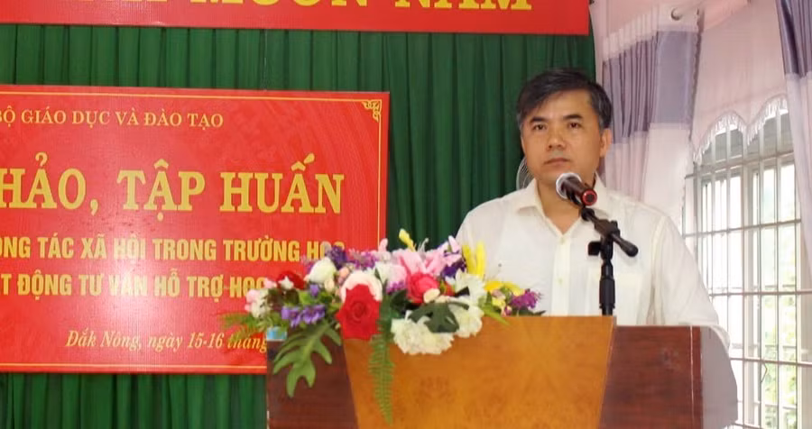 Ông Bùi Văn Linh phát biểu khai mạc hội thảo.