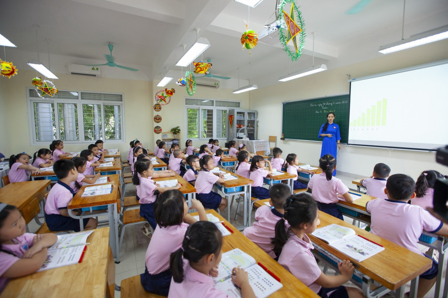 Giáo viên Hà Nội chủ động thích ứng với chương trình giáo dục phổ thông mới Giáo viên Hà Nội chủ động thích ứng với chương trình giáo dục phổ thông mới