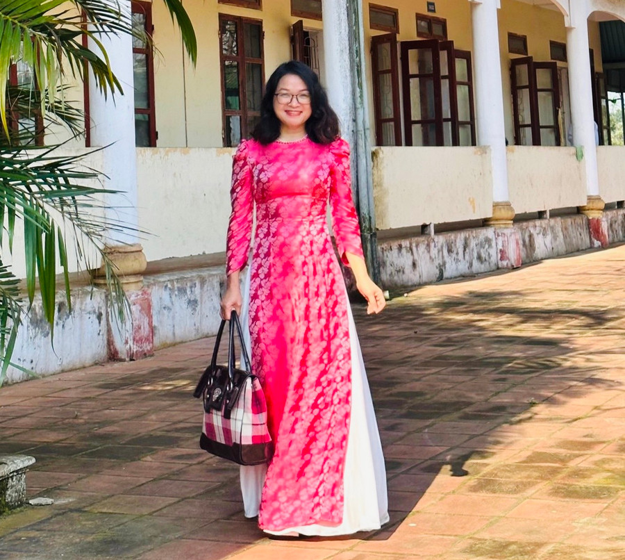 Cô Nguyễn Thị Duyên - Trường THPT Nguyễn Văn Trỗi (huyện Lộc Hà, tỉnh Hà Tĩnh). Ảnh NVCC.